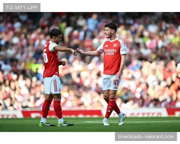 毕巴中场核心专访:揭秘球队在教练指导下提升无球跑动强度的秘诀